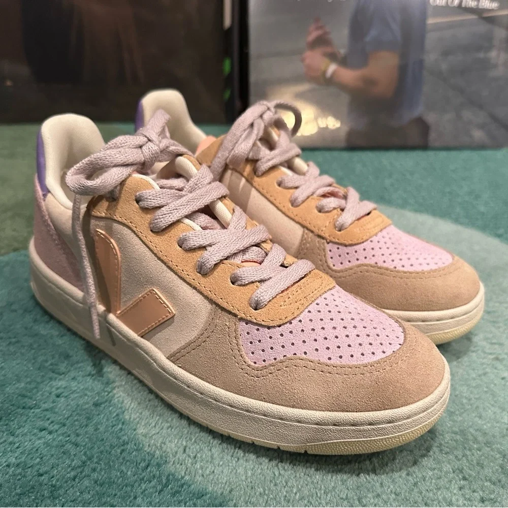 Veja NEARLY NEW V-10 peach multico suede - tan, pink, purple, beige sneaker - 6 - Picture 3 of 16